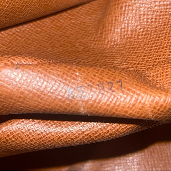 VGUC Louis Vuitton Boulogne 35 - Picture 10 of 11